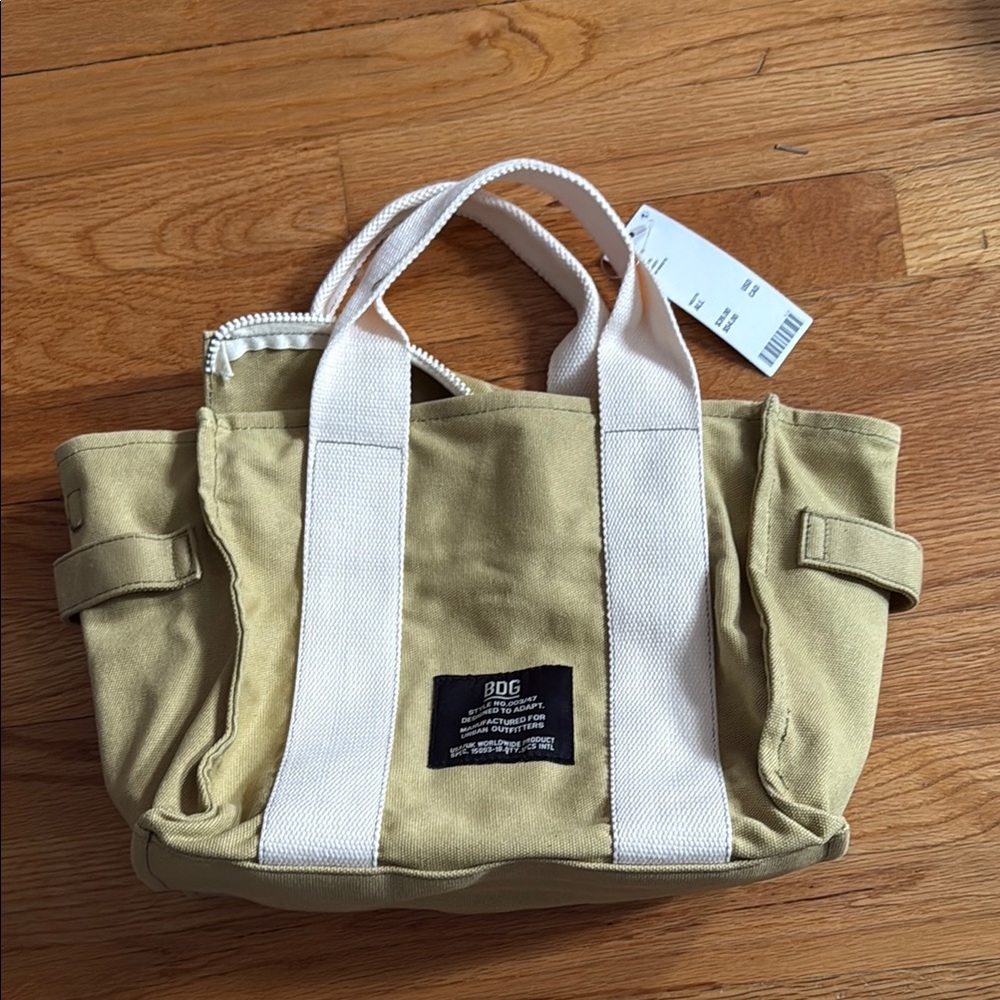 NWT! BDG Tan and White Duffel Bag with Relaxed Design